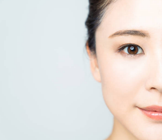 The Top Reasons Why Women Hire Professional Makeup Artists